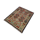 Kilim Candida Ivory/Black Hand-Woven Wool Rug -4'11 x 6'6 - 4 ft. 11 in. X 6 ft. 6 in. - 4 ft. 11 in. X 6 ft. 6 in.