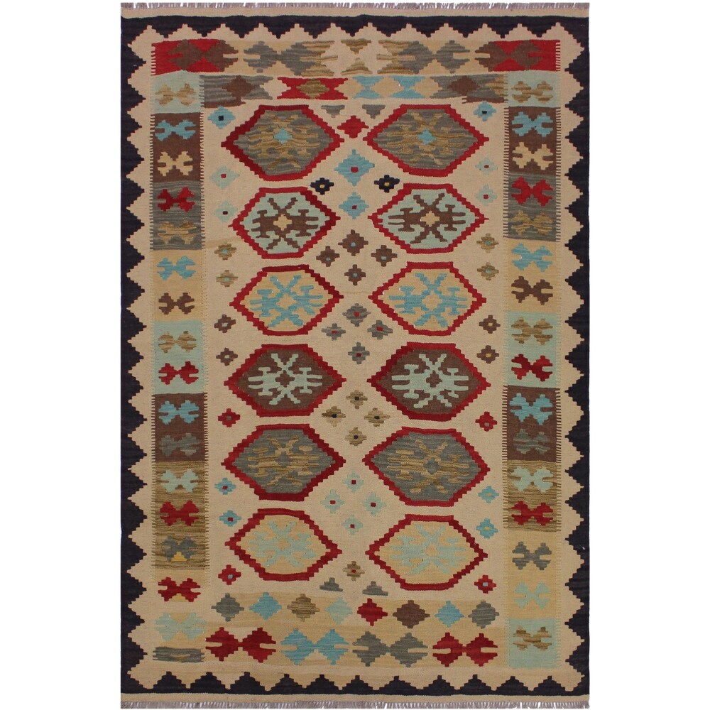 Kilim Candida Ivory/Black Hand-Woven Wool Rug -4'11 x 6'6 - 4 ft. 11 in. X 6 ft. 6 in. - 4 ft. 11 in. X 6 ft. 6 in.