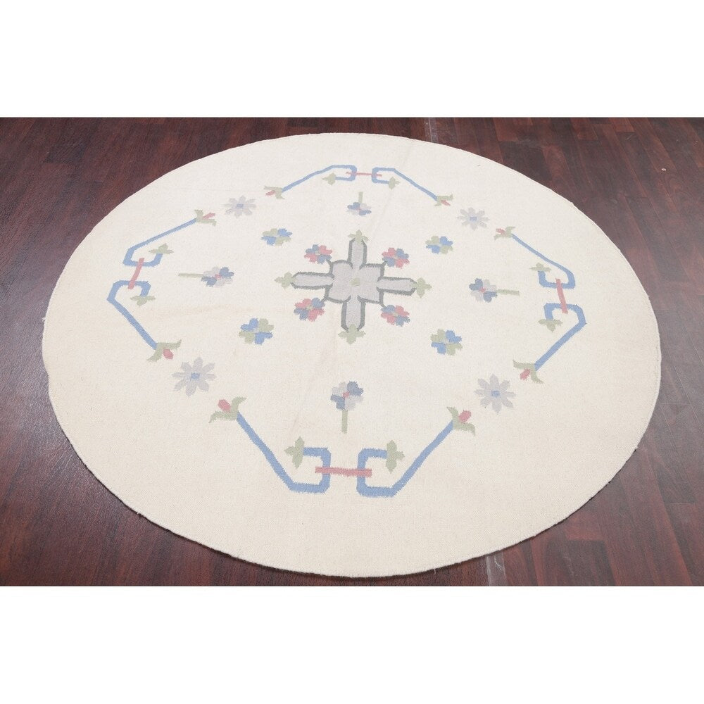 Kilim Indian Geometric Hand Woven Wool Oriental Area Rug - 5'11" x 5'11" Round - 5'11" x 5'11" Round