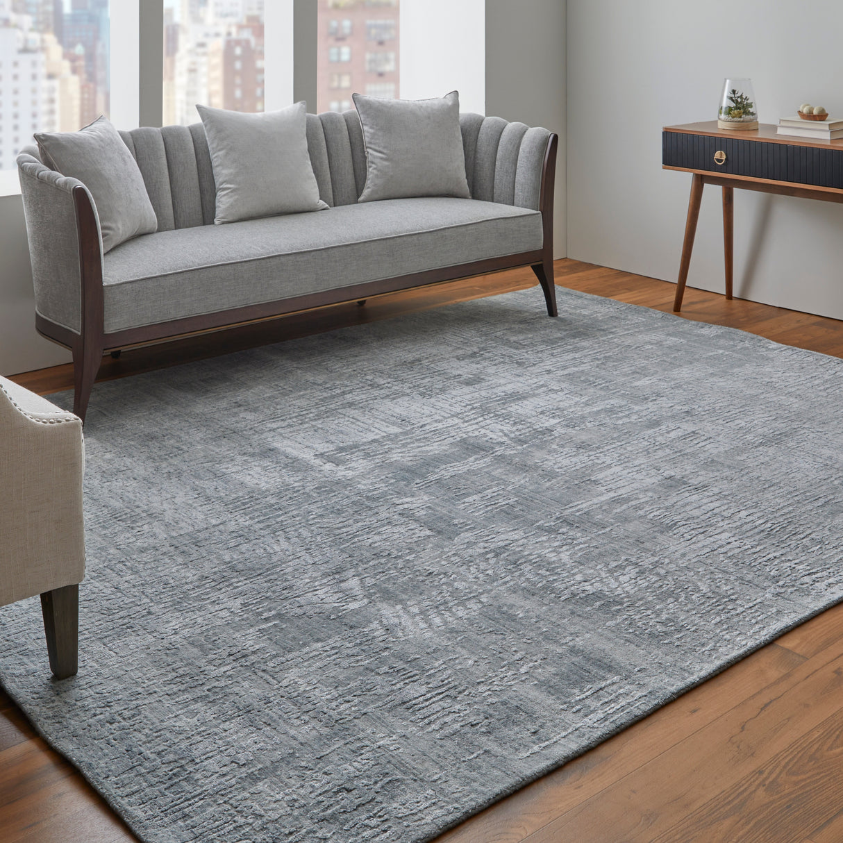 Kinton Abstract Modern Area Rug
