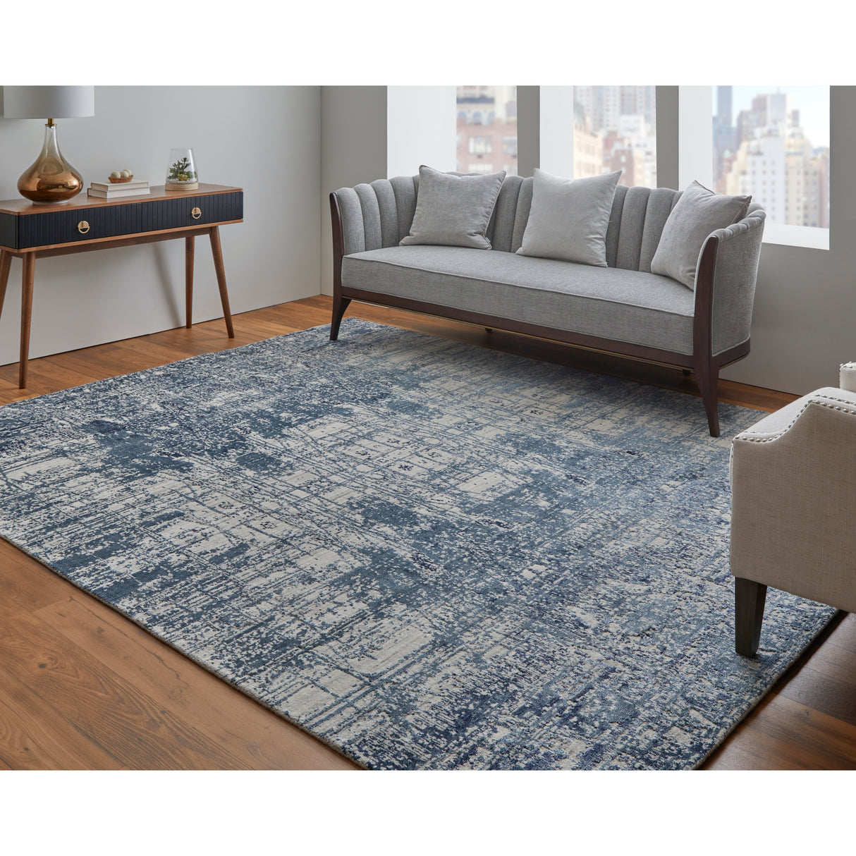 Kinton Abstract Modern Area Rug