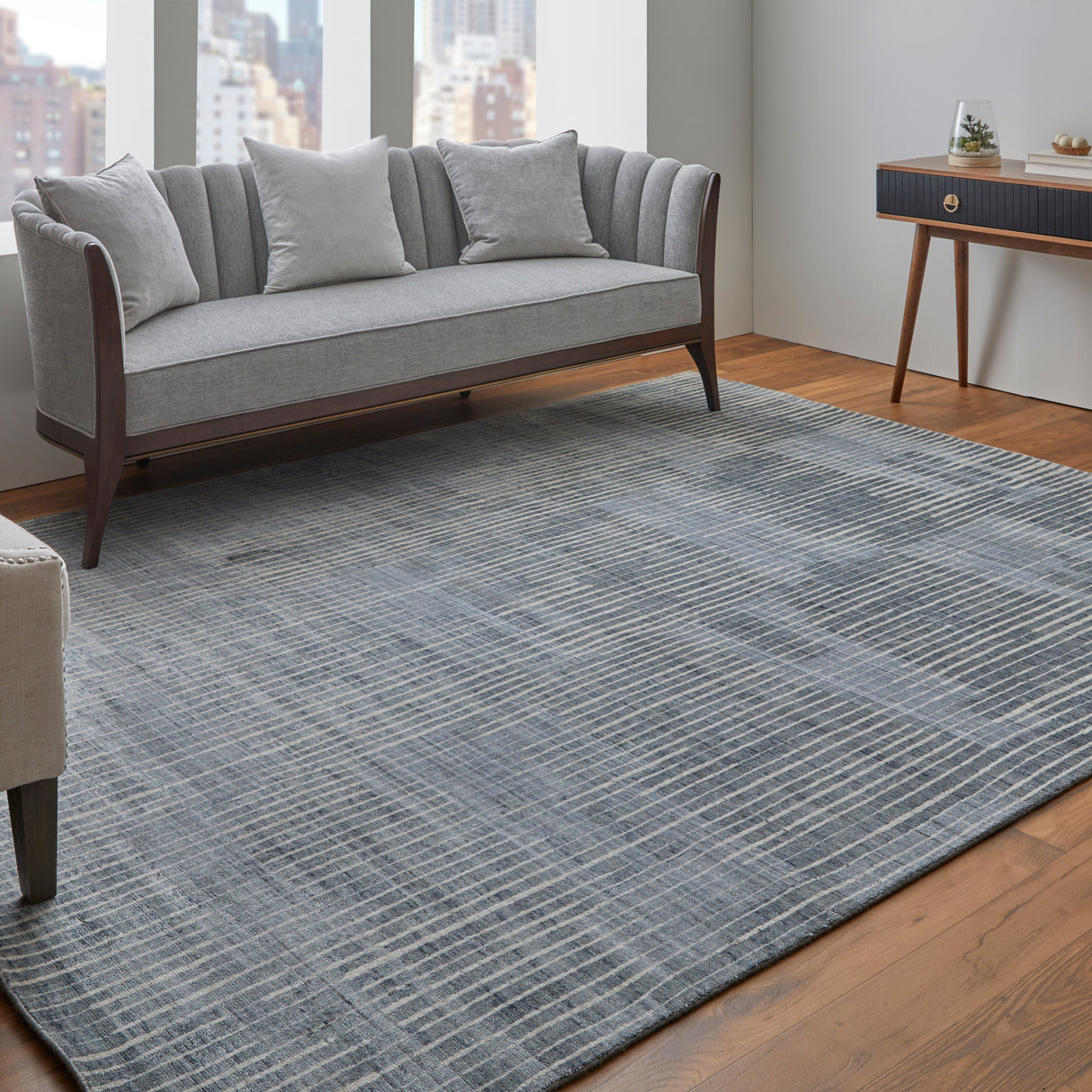 Kinton Abstract Modern Area Rug