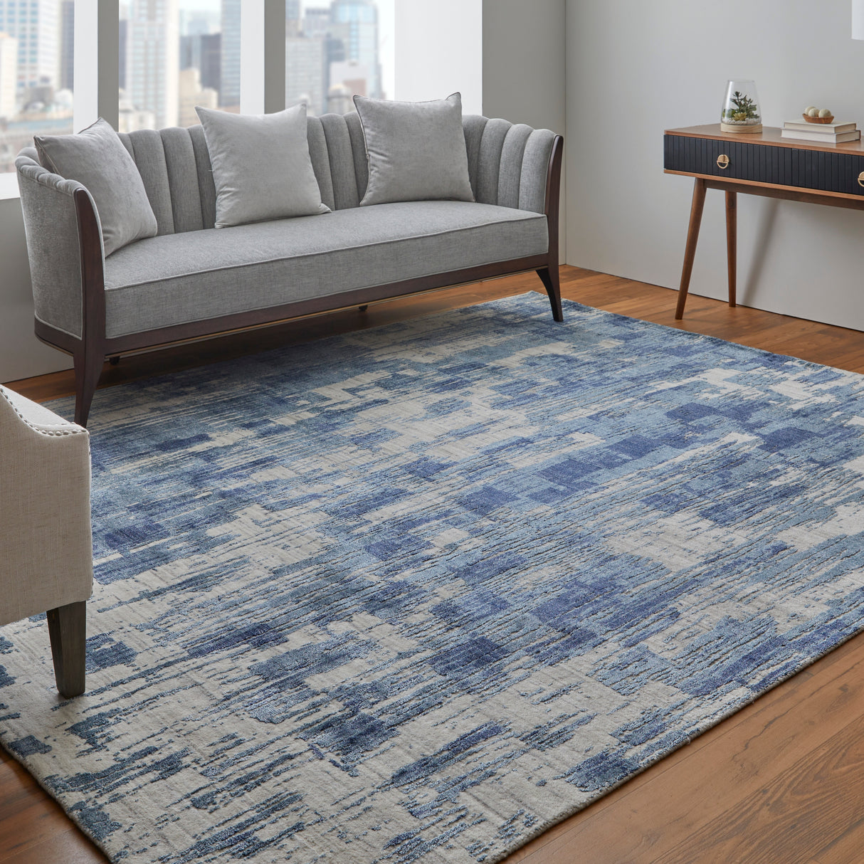 Kinton Abstract Modern Area Rug