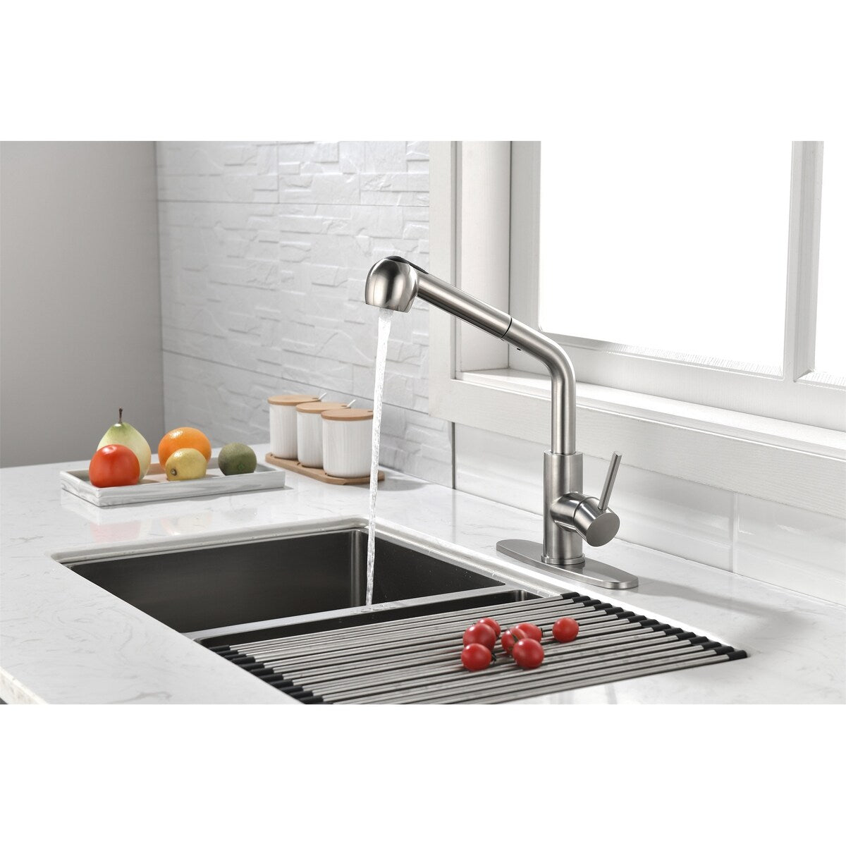 Kitchen Faucets with Pull Down Sprayer Single Handle Sink Faucet