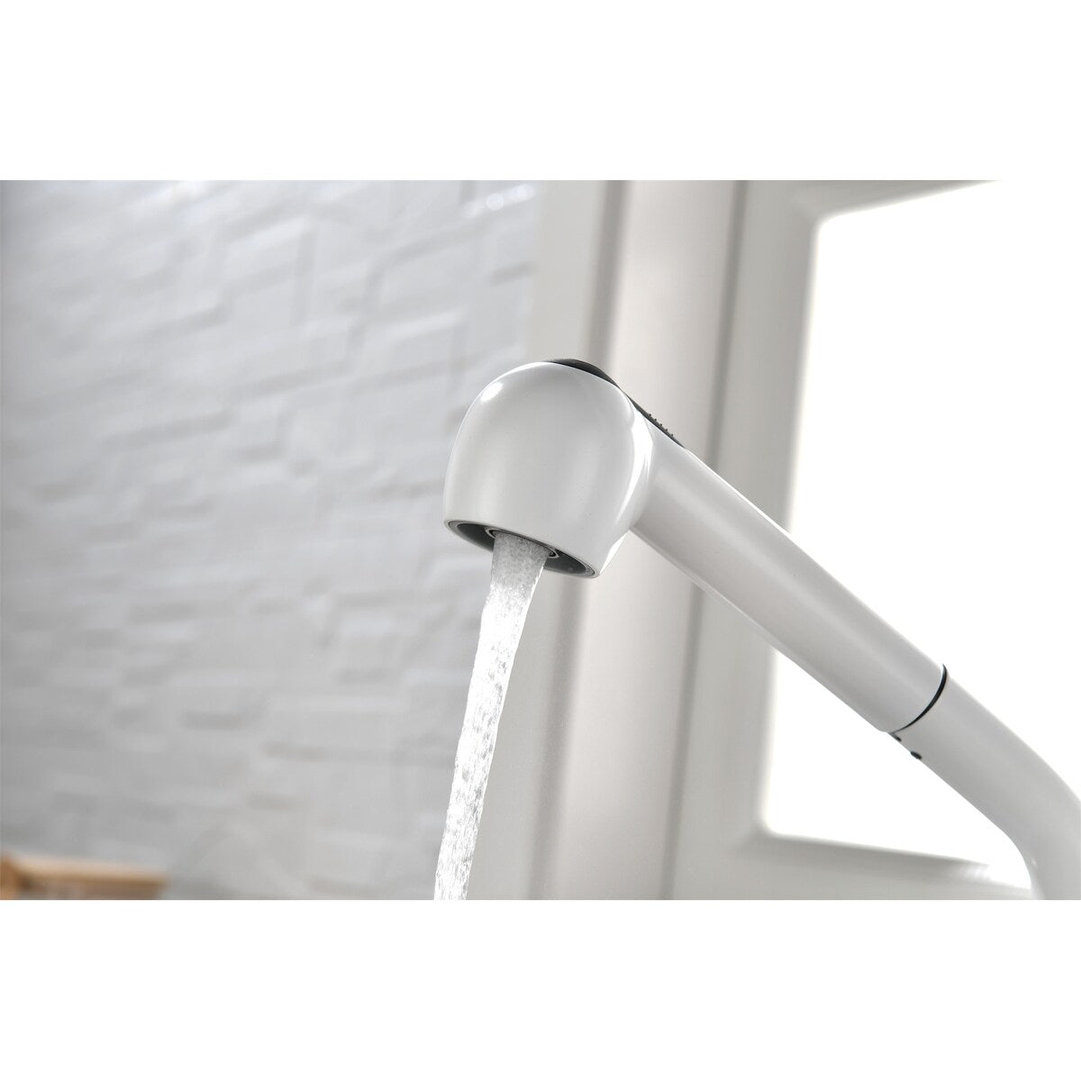 Kitchen Faucets with Pull Down Sprayer Single Handle Sink Faucet