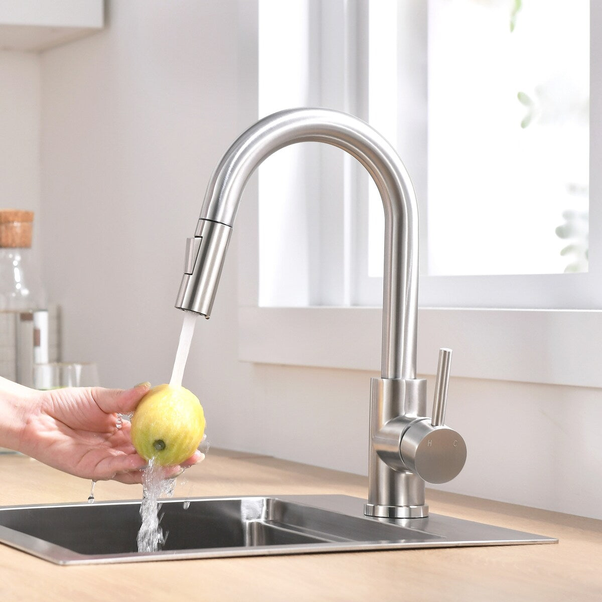 Kitchen Faucets with Pull Down Sprayer