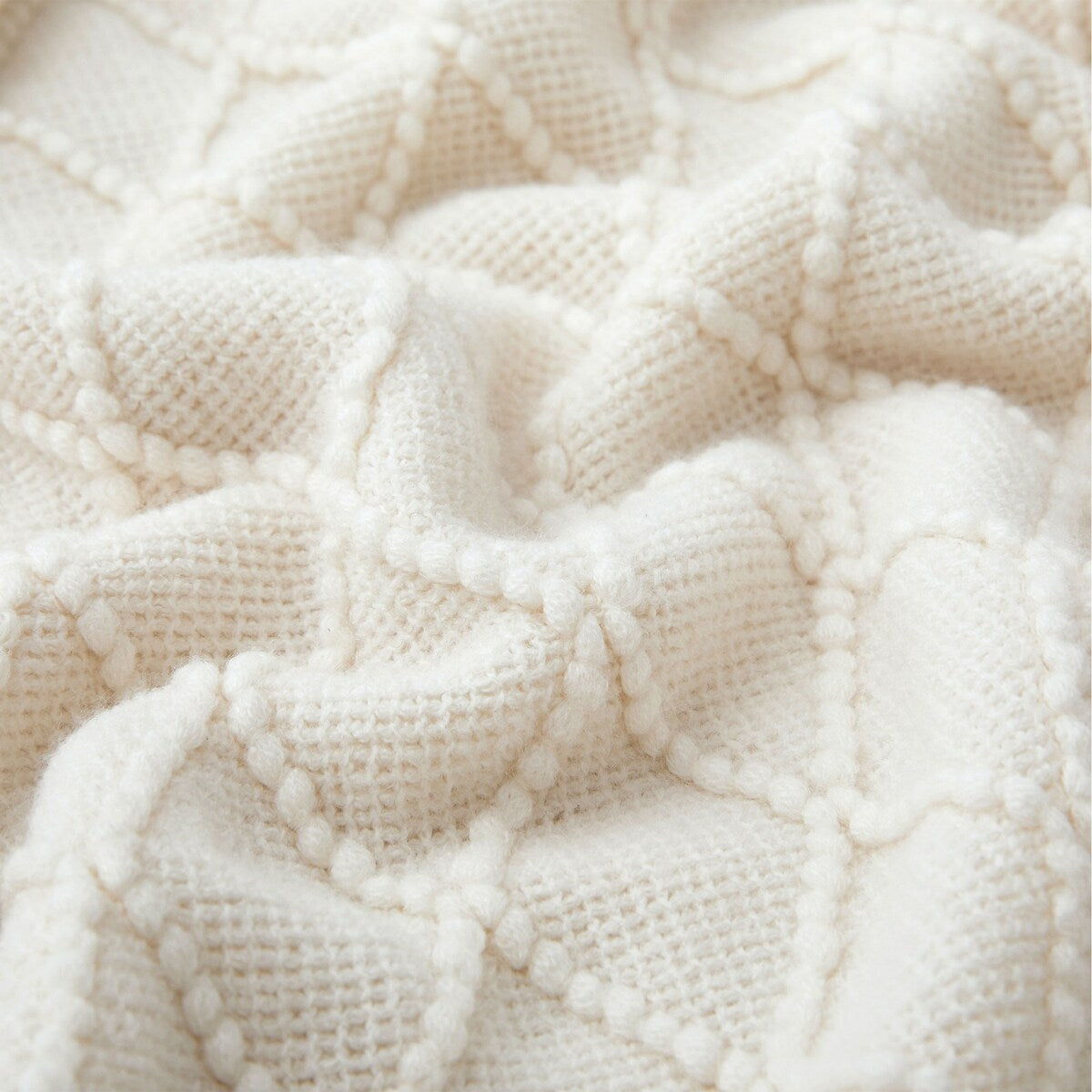 Knited Diamond Throw with Fringe Cream