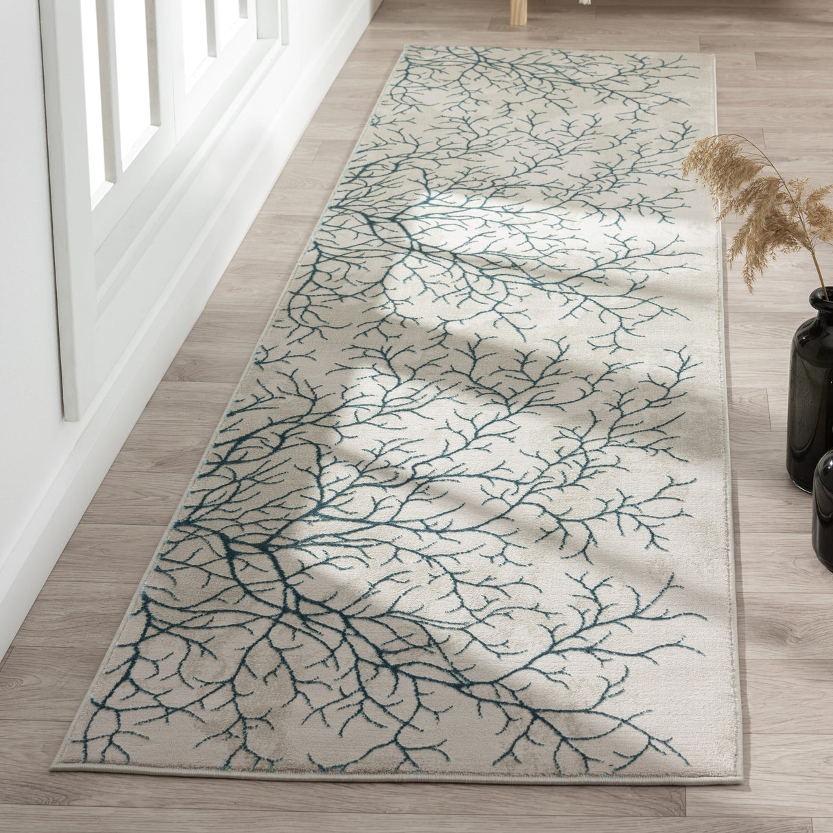 Ksamil Collection Abstract Area Rug