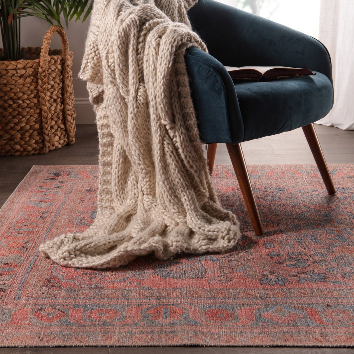 Machine Washable Gracewood Hollow Cumper Pink/ Light Blue Medallion Area Rug