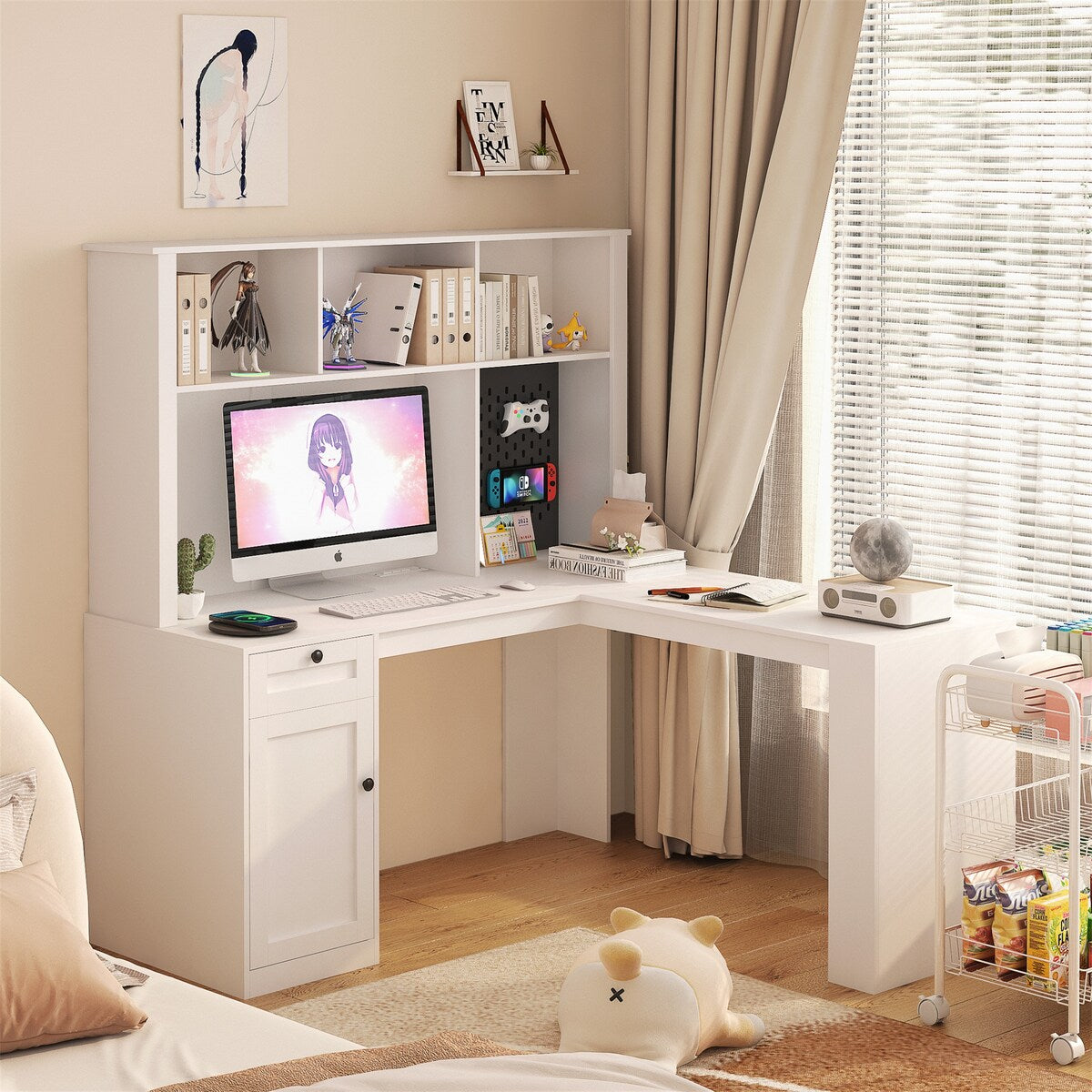 L Shaped Desk with outlet