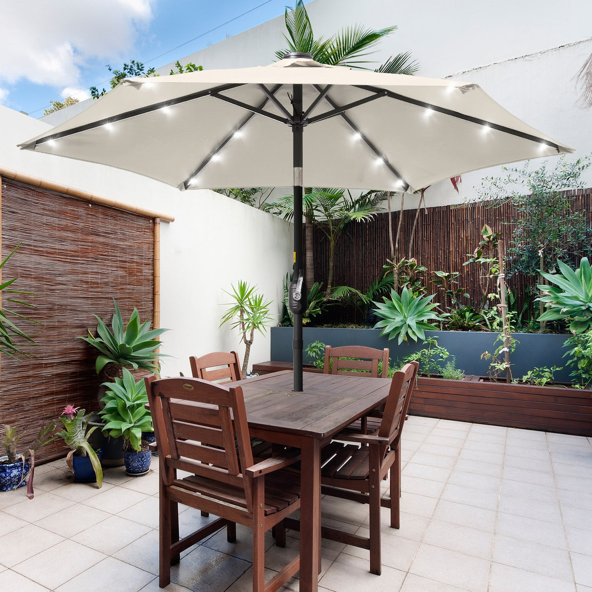 LIVOOSUN Patio 7.5 FT LED Market Umbrella,Table Umbrella w/Tilt Button