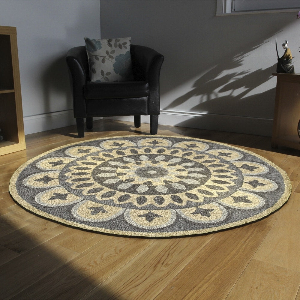 Sevita Modern Floral Bloom Mandala Rug