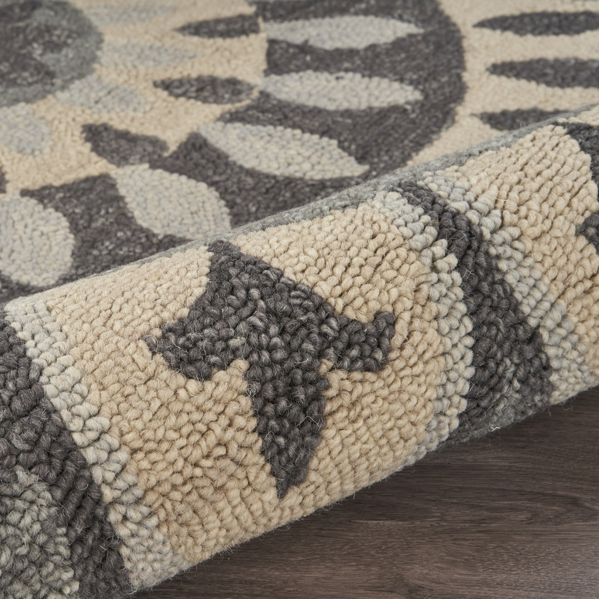 Sevita Modern Floral Bloom Mandala Rug