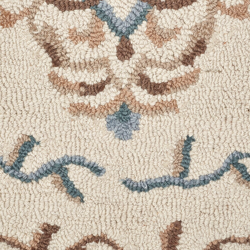 Sevita Hand Tufted Classic Husbandry Ivory Wool Rug - 6' Round/Surplus