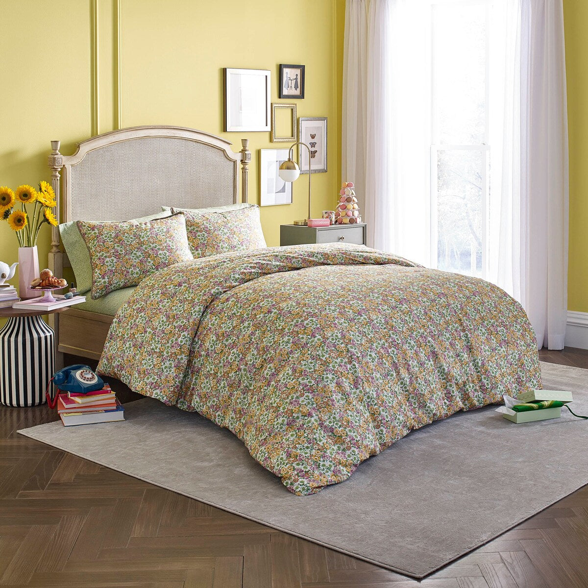 Lady Pepperell King Cristina Comforter Set