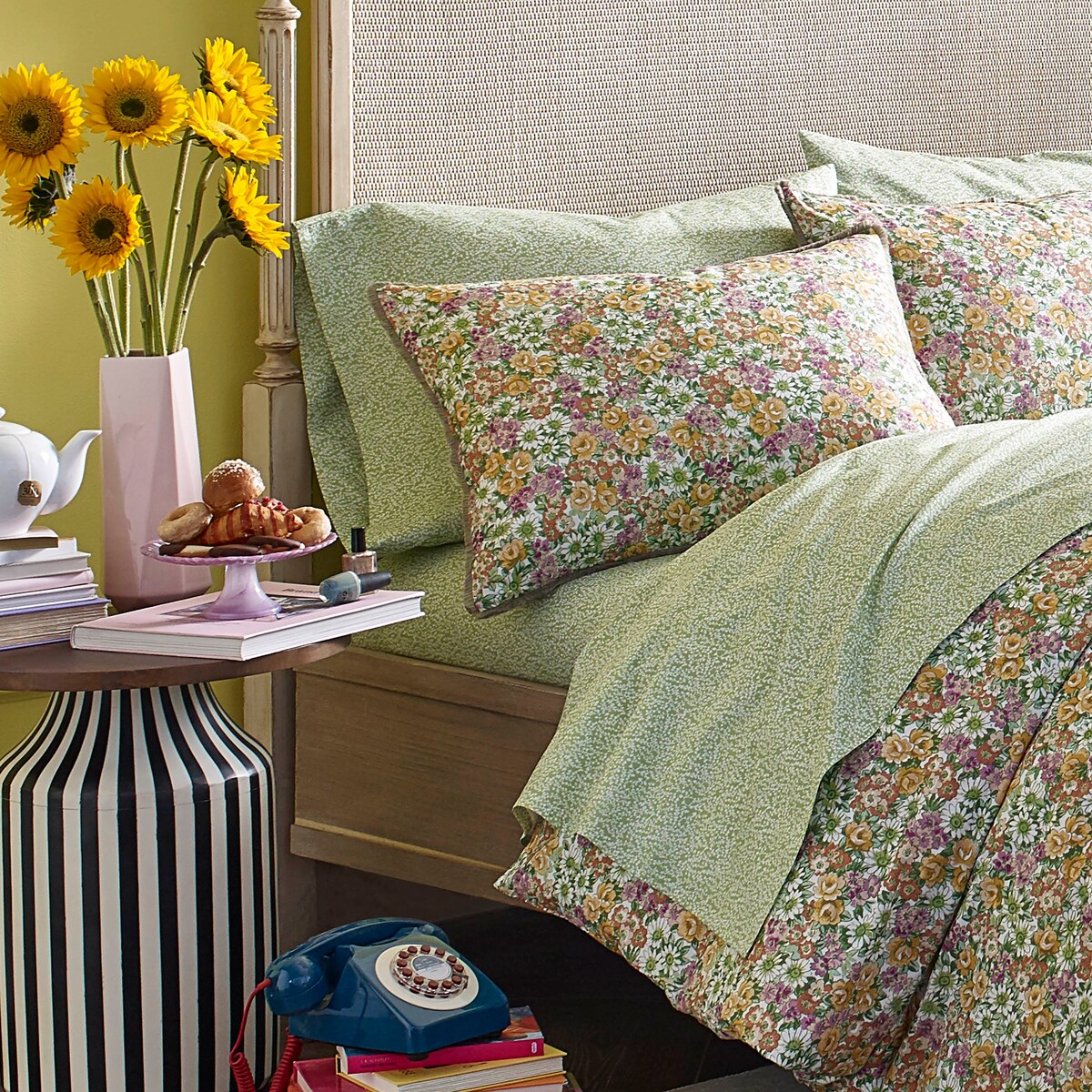 Lady Pepperell King Cristina Comforter Set