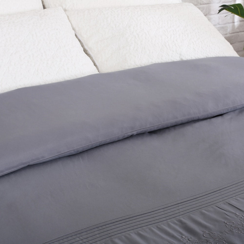 Landmark Queen Duvet Cover by Christopher Knight Home