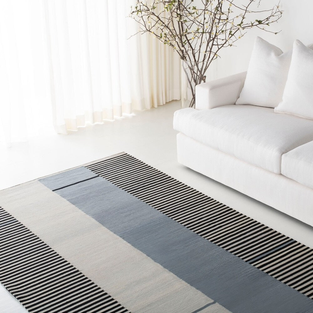 Lauren Ralph Lauren Aryn Stripe Nautical & Coastal Wool Rug..
