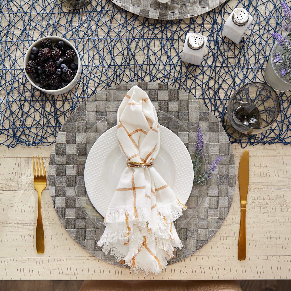 Leather Brown Basketweave Round Woven Placemat (Set of 4) - Placemat Set, 15" Round