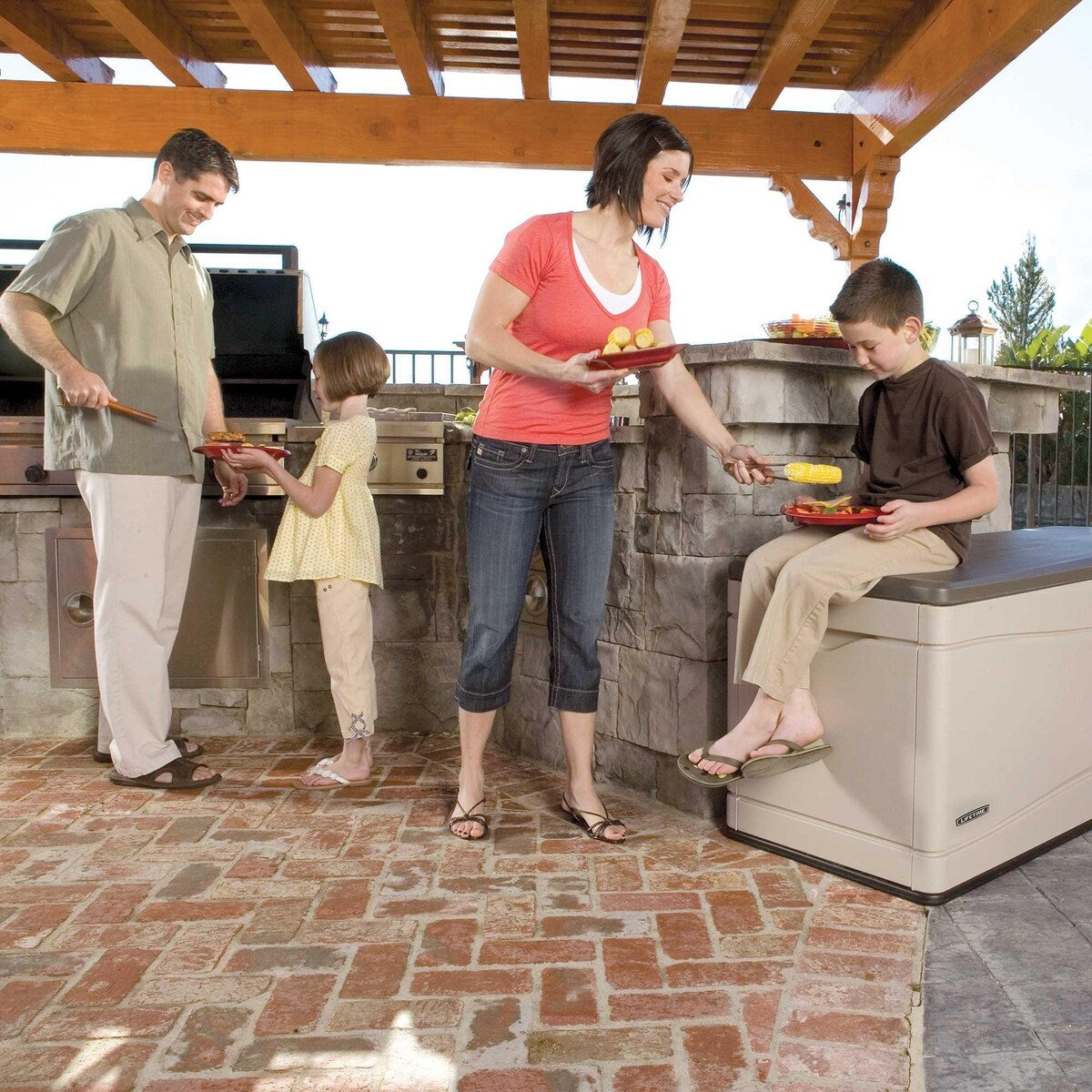 Lifetime Heavy-Duty Outdoor Storage Deck Box (130 Gallon)