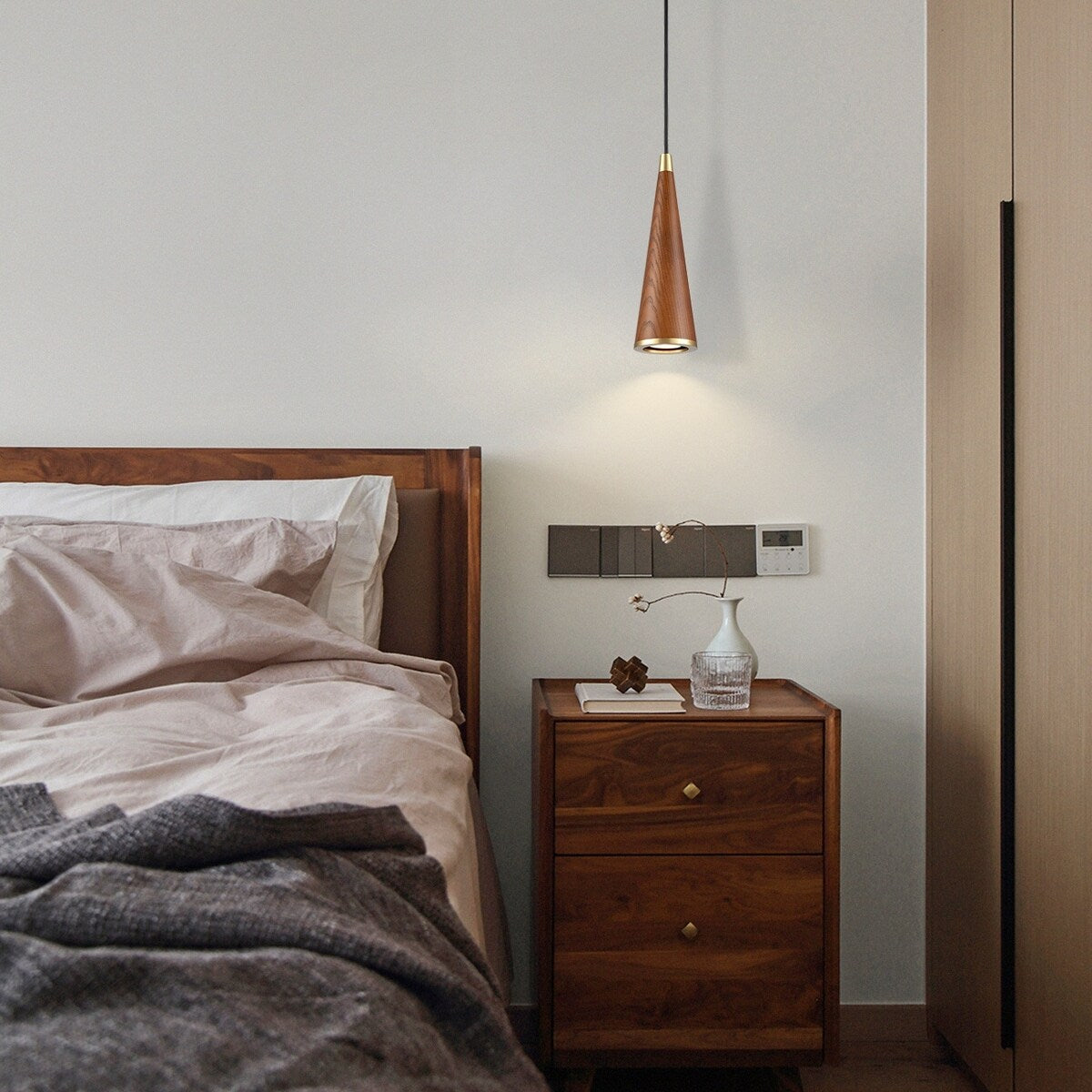 Light Society Ivy Pendant Light