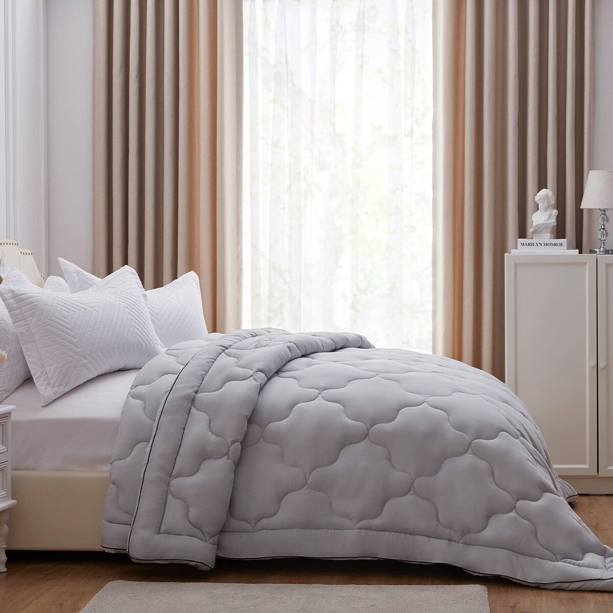 Lightweight Comforter Queen,Soft Down Alternative Solid Comforter,Thin Microfiber Reversible Cloud Pattern Bedding Comforter