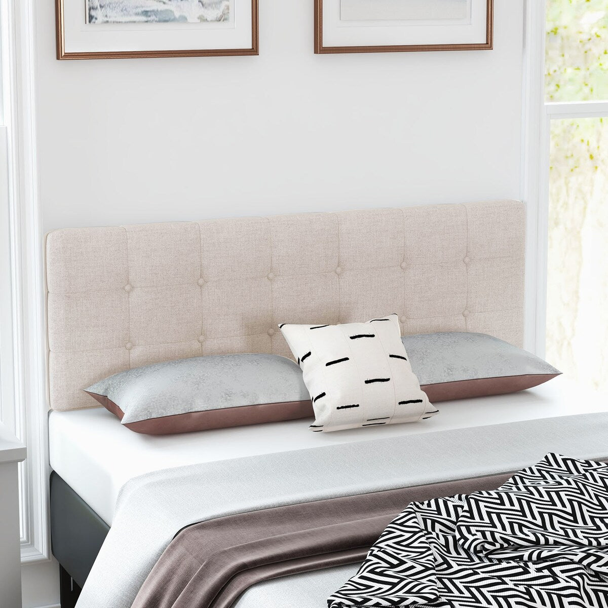 Modern Button Tufted Headboard with Rubber Wood Legs