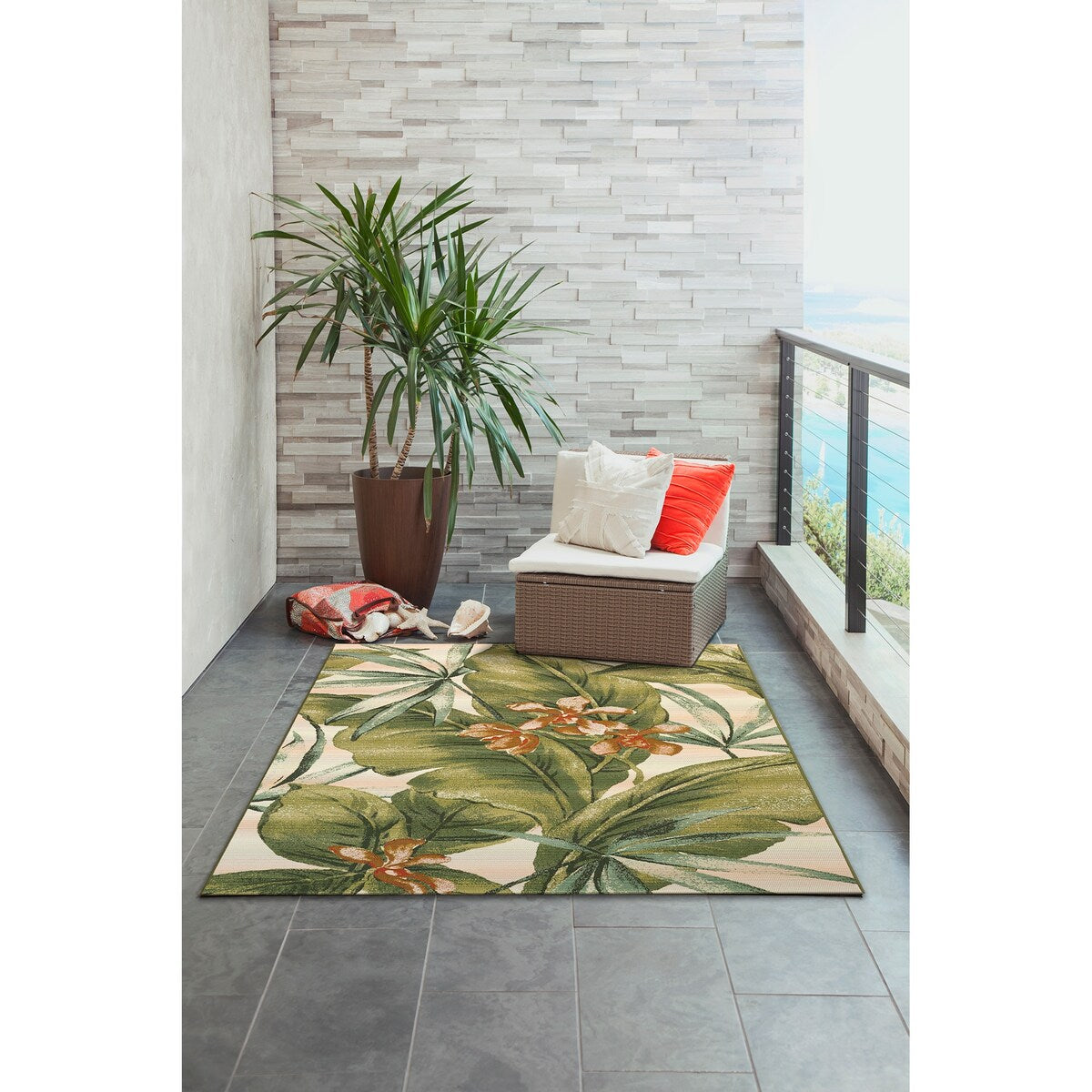 Liora Manne Marina Tropical Leaf Indoor/Outdoor Rug