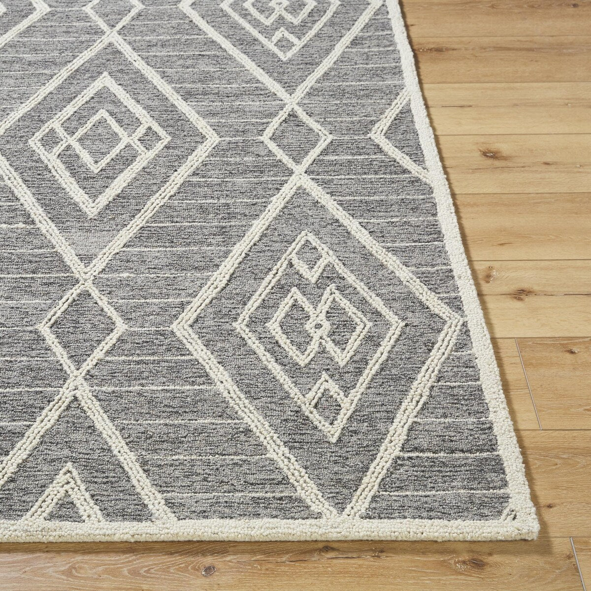 Livabliss Jules Global Diamond Area Rug