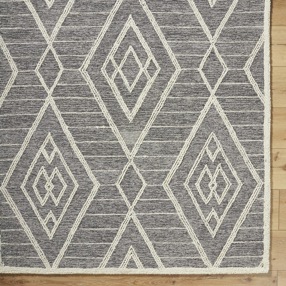 Livabliss Jules Global Diamond Area Rug
