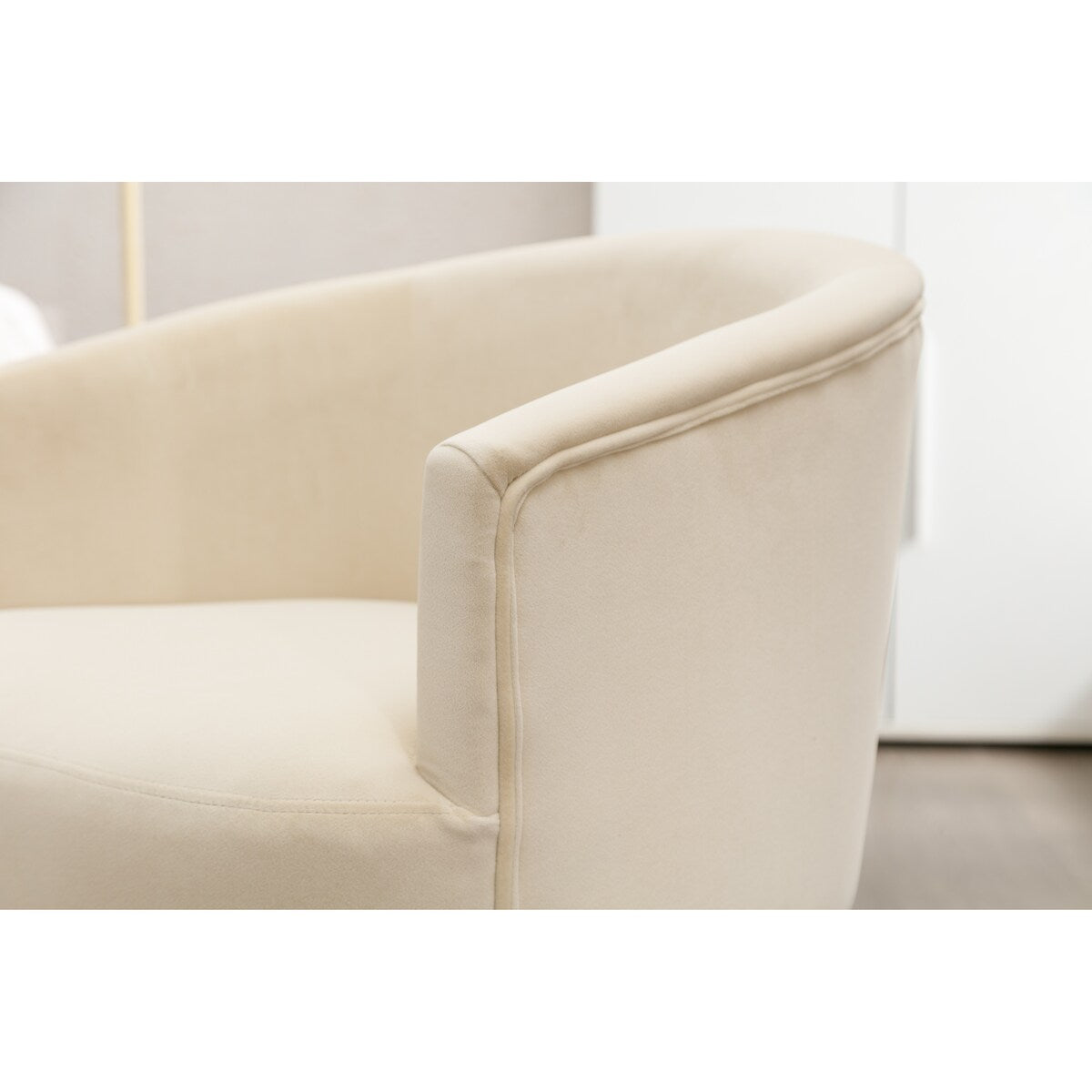 Livingroom Velvet Accent Chair with Adjustable Feet Screws Tub Chair Modern Wooden Frame Arm Chair with Metal Legs