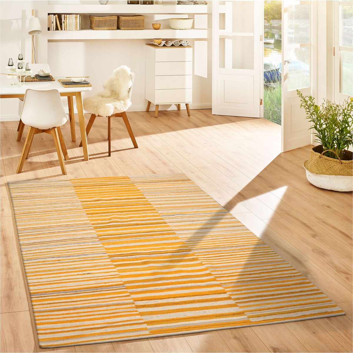 LoomBloom Beige 100% Wool Hand Woven Contemporary Oriental Area Rug - 5' 3'' x 7' 7''