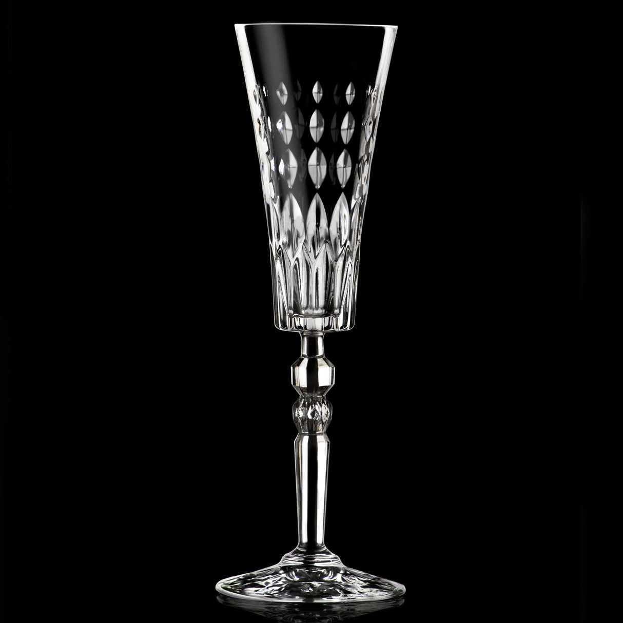 Lorren Home Trends Marilyn Set of 6 Flutes