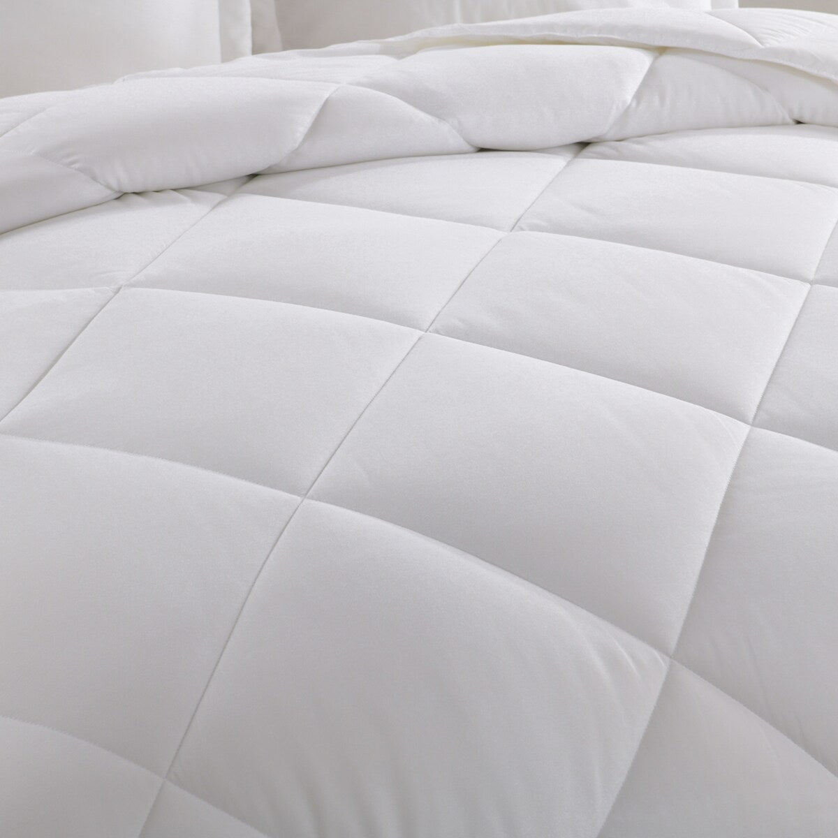 Stayclean Bacteria Inhibiting Diamond Stitch Comforter Set