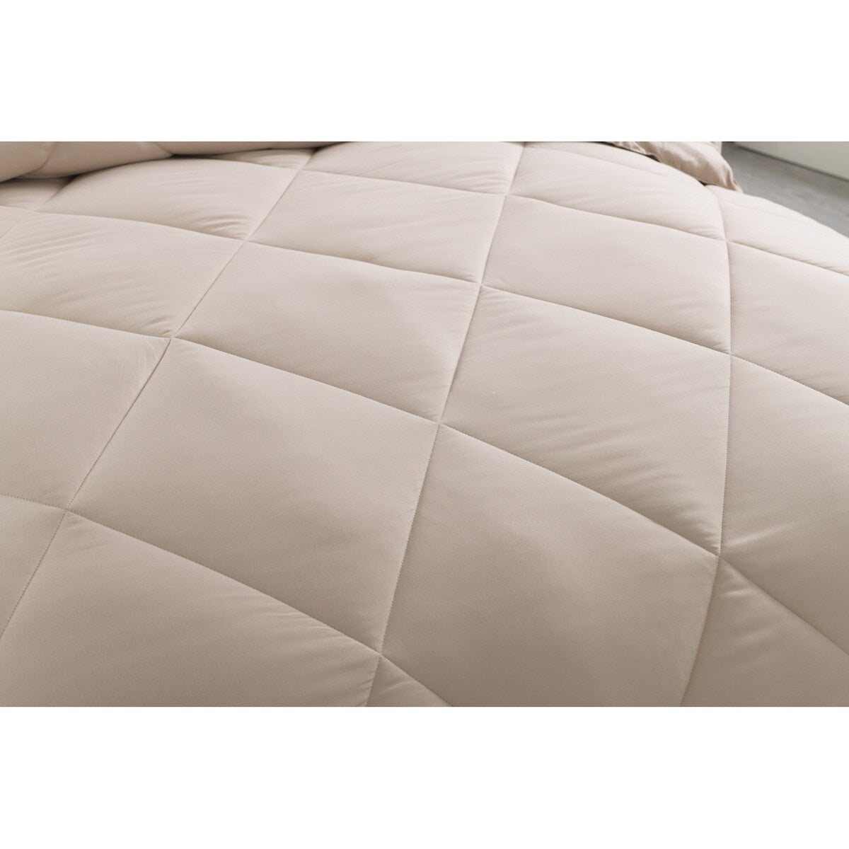 Stayclean Bacteria Inhibiting Diamond Stitch Comforter Set