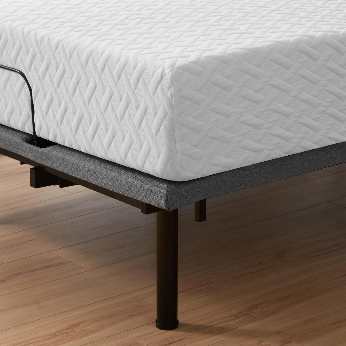 Lucid Comfort Collection 10-inch Gel Memory Foam Mattress and Deluxe Adjustable Bed Set