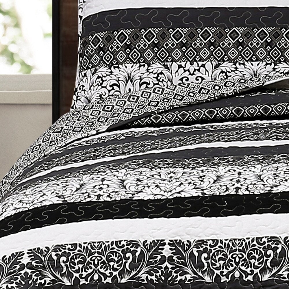 The Curated Nomad La Boheme Striped 3-piece Quilt Set