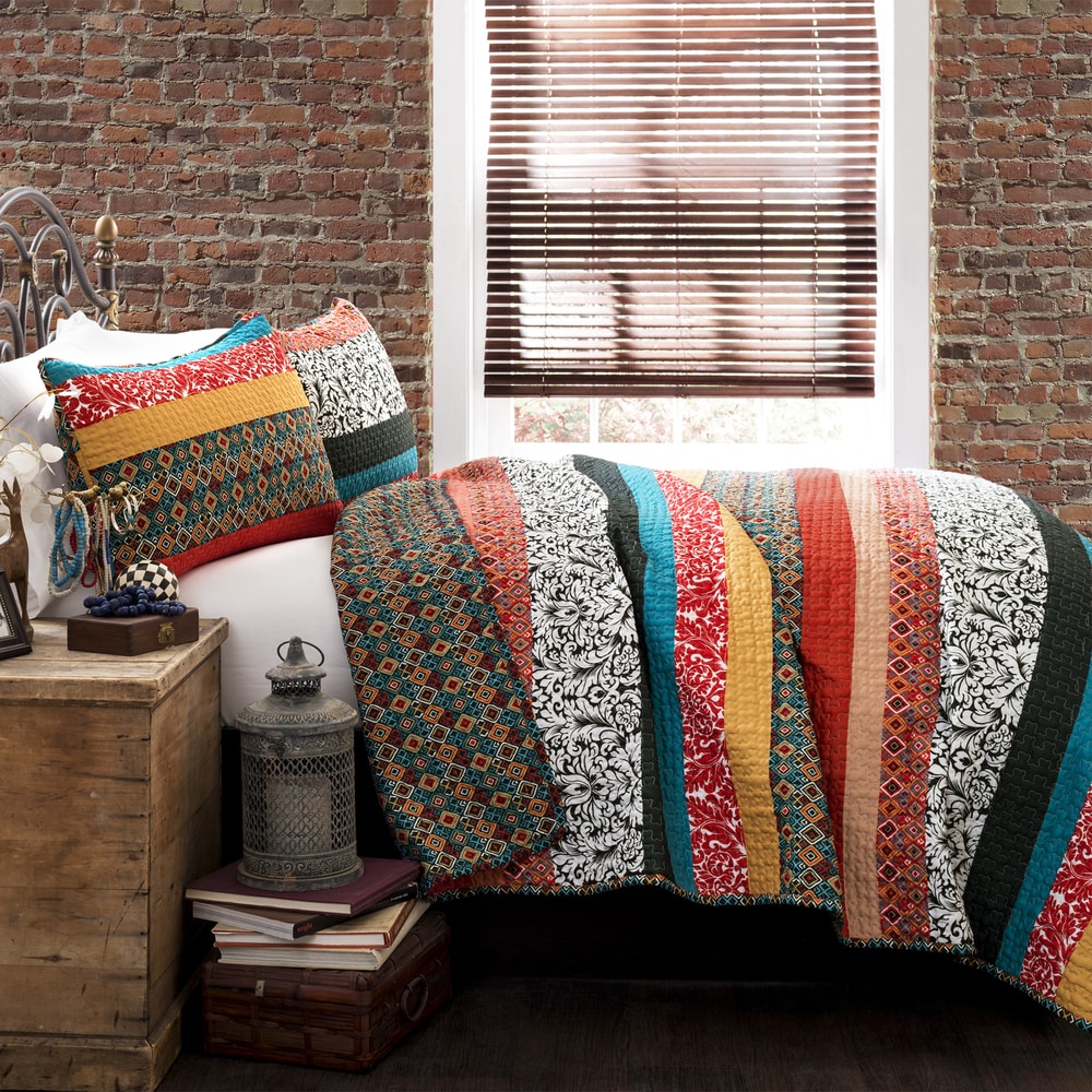 The Curated Nomad La Boheme Striped 3-piece Quilt Set