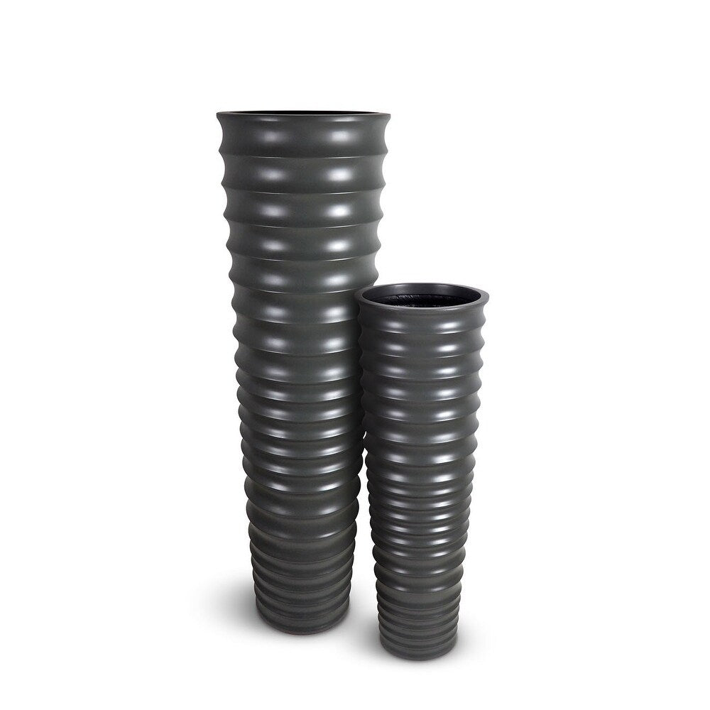 Lux Textura Fiberglass Textured Pot