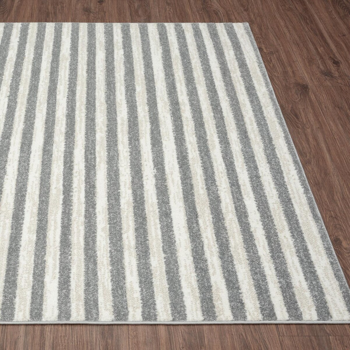 Luxe Weavers Moroccan Lines Area Rug for Bedrooms