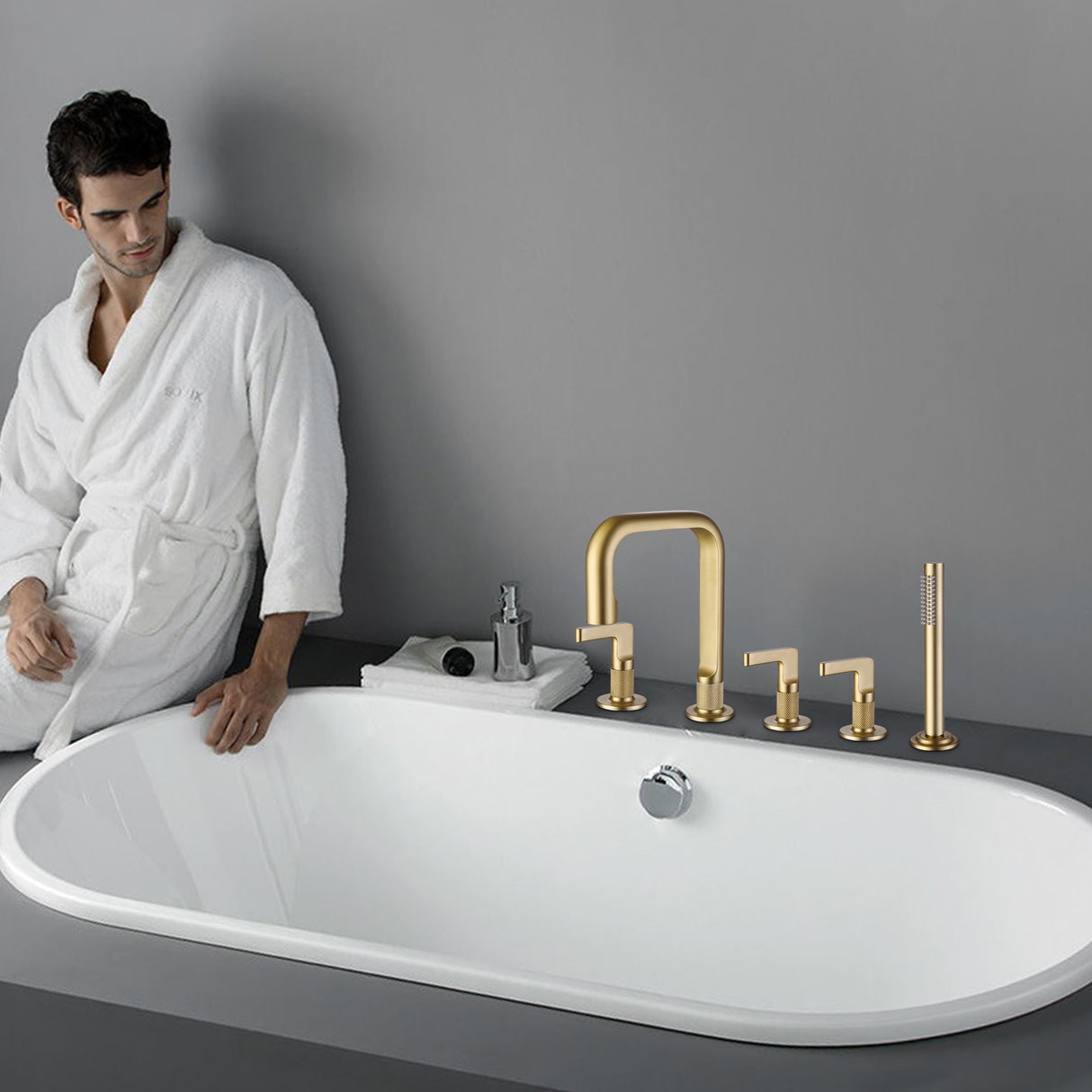 Luxury 5-Hole 3-Handle Bathtub Faucet with Handheld Spray