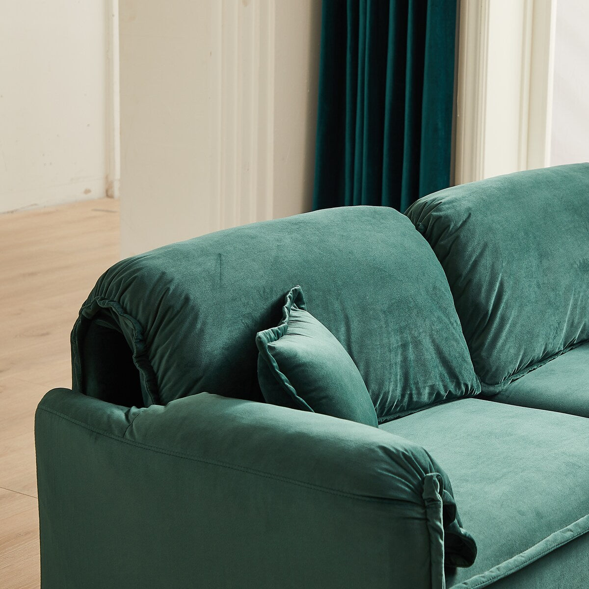 Luxury Modern Style Living Room Upholstery Sofa, velvet