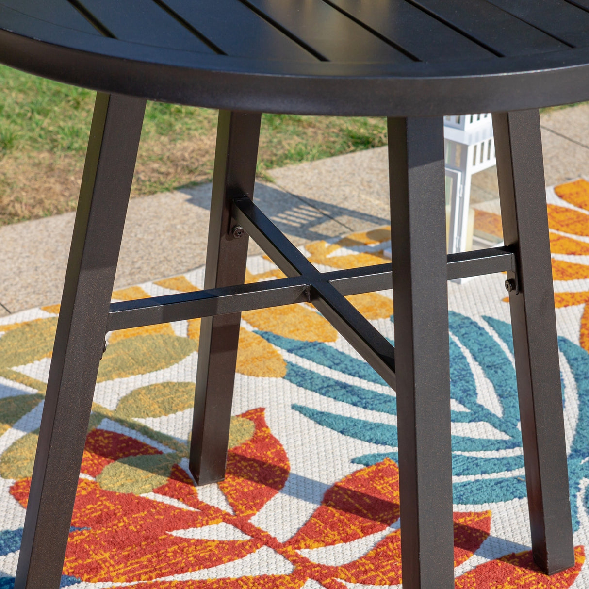 MAISON ARTS Outdoor Bistro Table Round Metal Patio Dining Table Small Side End Table Outdoor Furniture Table
