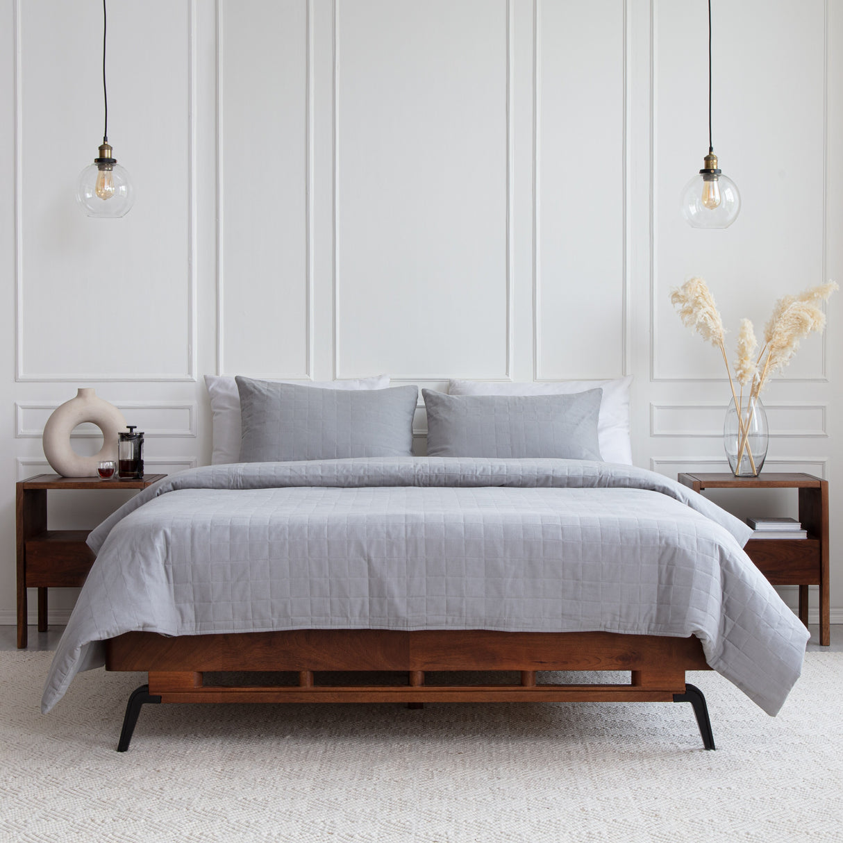 MH London Nelson Mango Rustic Wood Queen-size Platform Bed