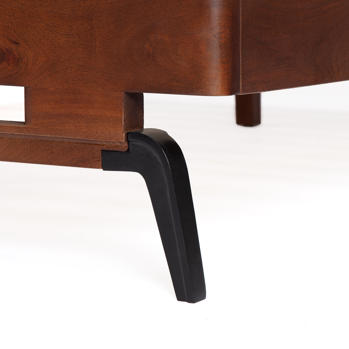 MH London Nelson Mango Rustic Wood Queen-size Platform Bed