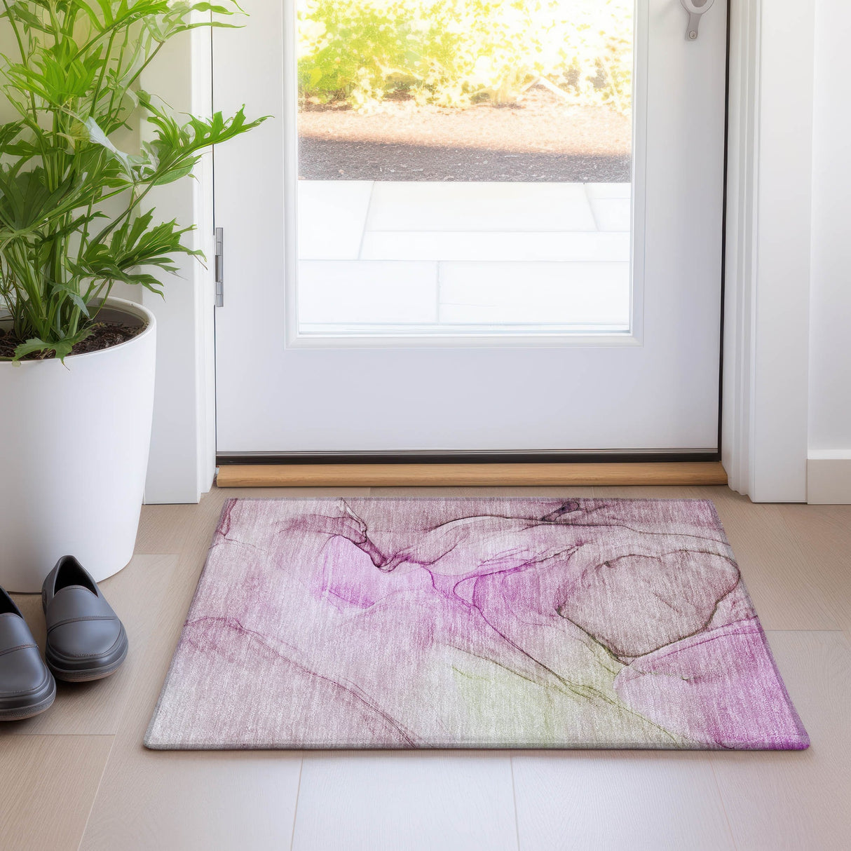Machine Washable Indoor/ Outdoor Abstract Chantille Rug