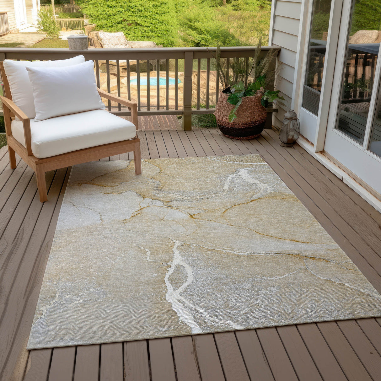 Machine Washable Indoor/ Outdoor Abstract Chantille Rug