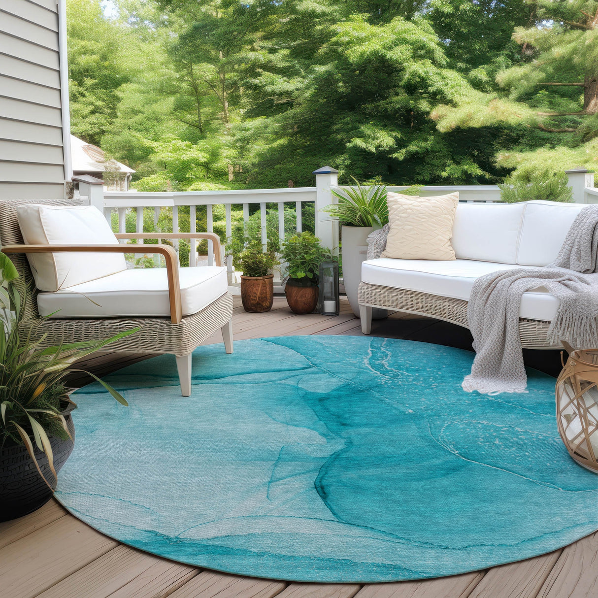 Machine Washable Indoor/ Outdoor Abstract Chantille Rug