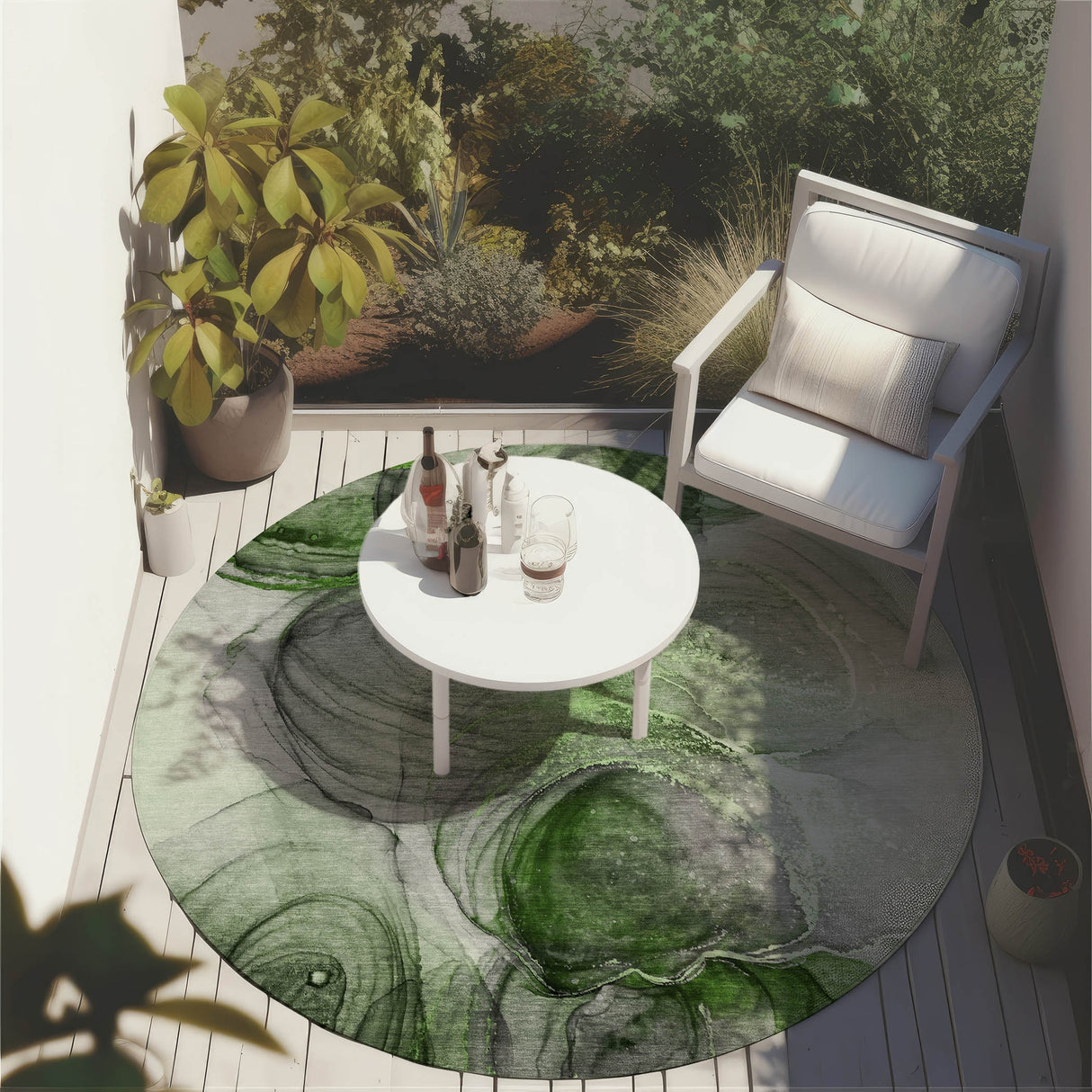 Machine Washable Indoor/ Outdoor Abstract Circles Chantille Rug