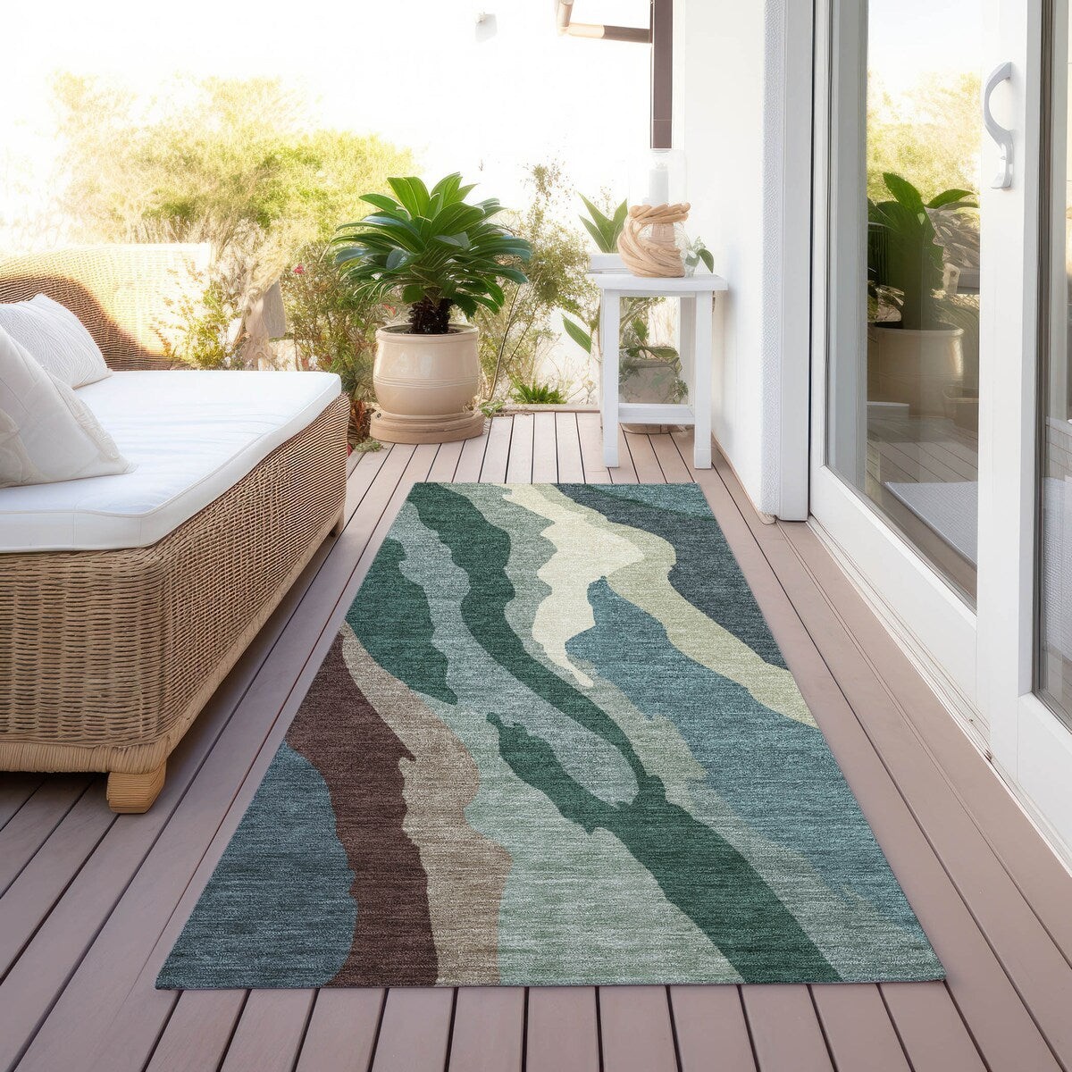 Machine Washable Indoor/ Outdoor Abstract Contemporary Chantille Rug